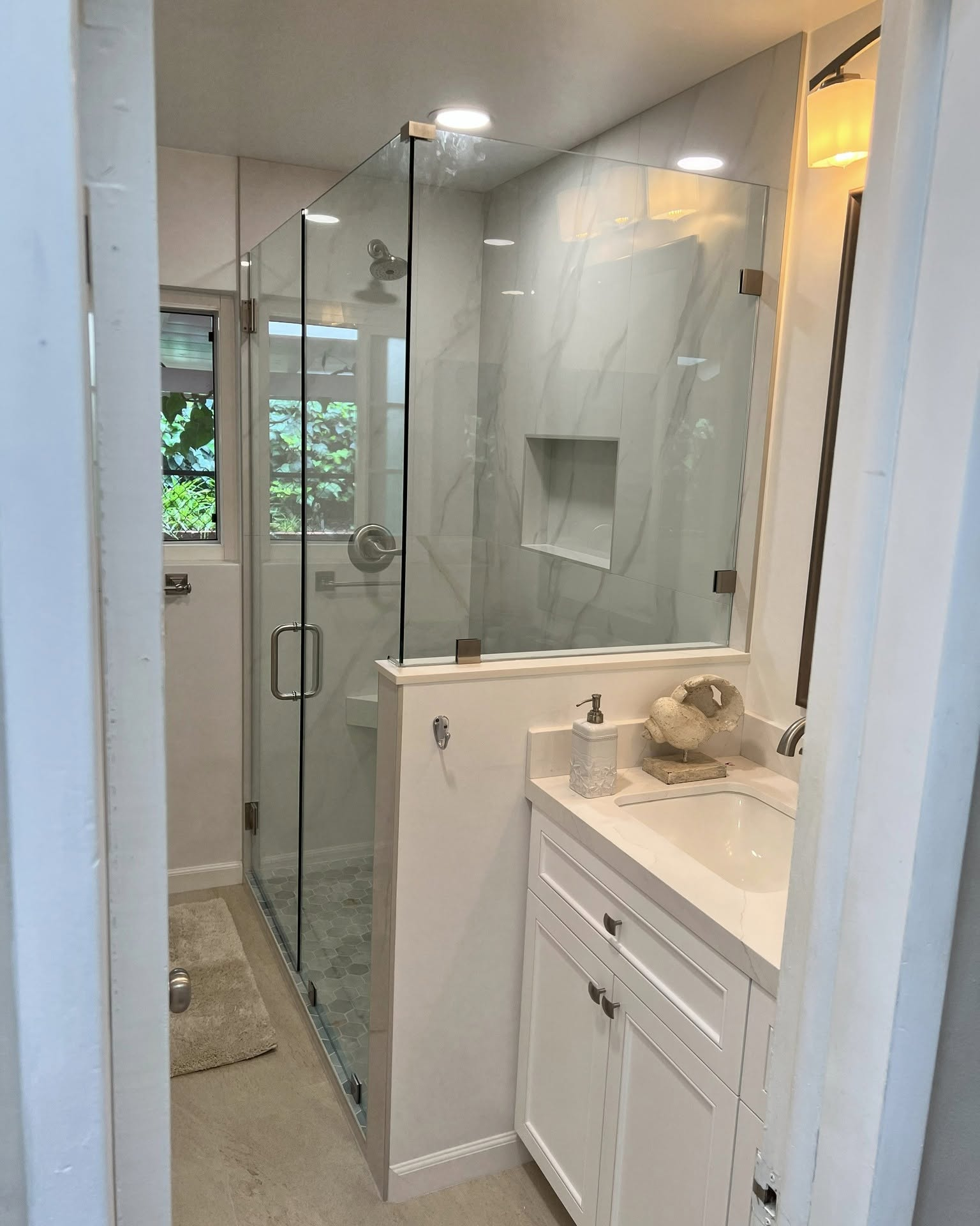 Frameless Glass Enclosure
